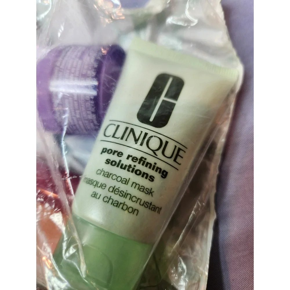 Clinique Skincare Set Moisture Surge Take‎ The Day Off Balm Plum Pop
